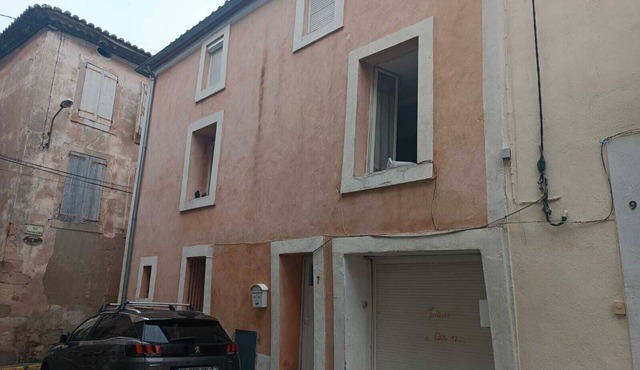 2-bedroom apartment for 5 people including 4 adults