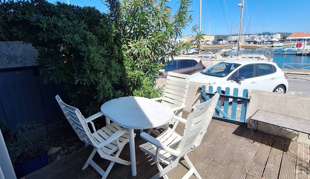 2-bedroom apartment with terrace and parking in Frontignan Beach