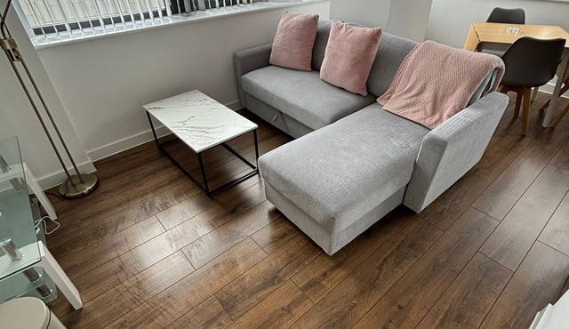 2 Bedroom Apartment with Amazing Views of Liverpool City Centre