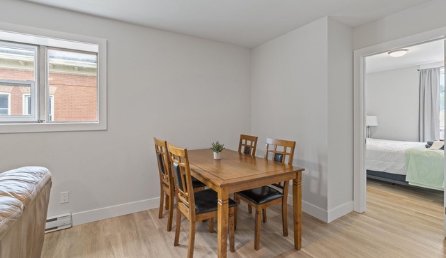 2 Bedroom Apartment In Exeter - Bo's BNBs Unit 3
