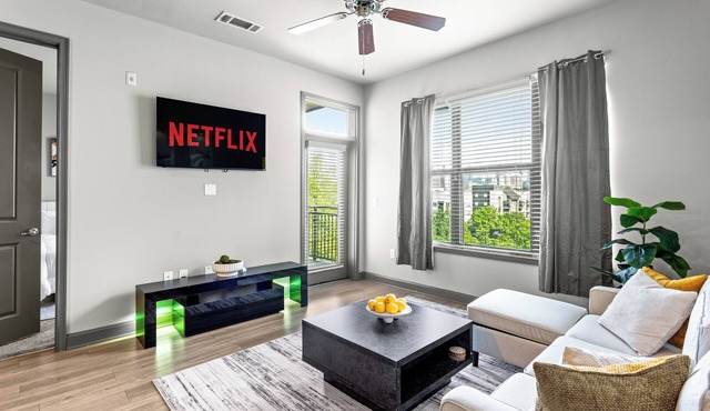 2-bedroom apartment in Midtown Atlanta Rooftop & Pool