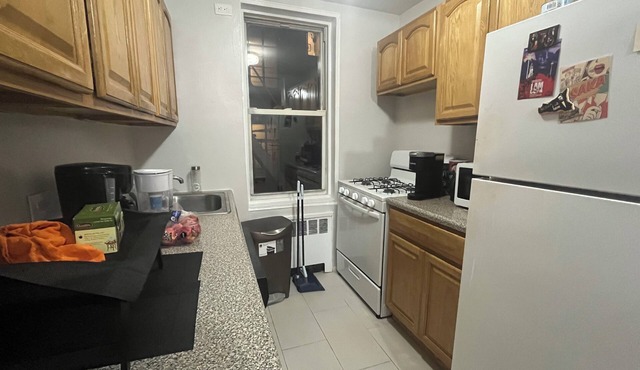 2-bedroom apartment in quiet charming Upper Manhattan New York Location.