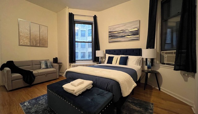 2-bedroom apartment in nice New York with AC for your stay