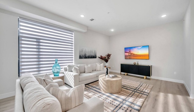 2-bedroom apartment in amazing Paterson with fitness room and AC