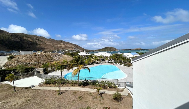 2 bedroom apartment in cul-de-sac