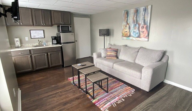 2 Bedroom Apartment on Main Street in Coshocton