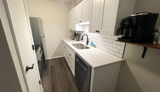 2-Bedroom Apartment – Budget-Friendly City Stay