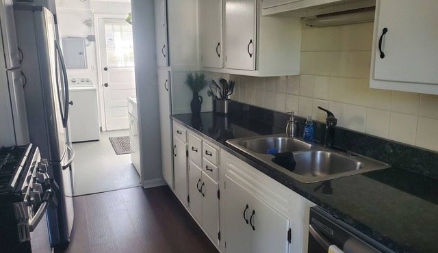 2 Bedroom apartment in Downtown Lake Bluff