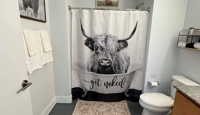 2-bedroom apartment just 9 minutes drive to Kings Island