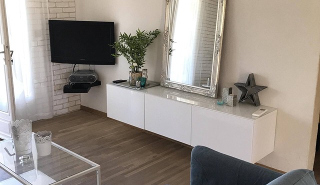 2 Bedroom apartment with swimming pool and underground parking