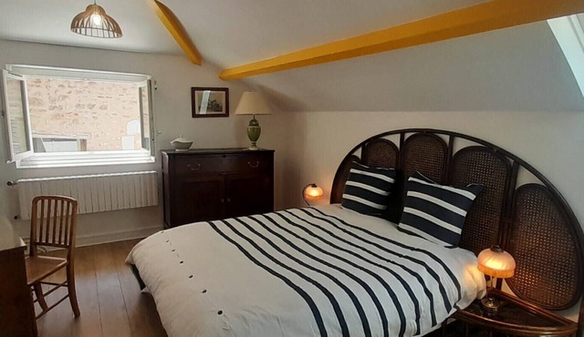 2 bedroom apartment with private terrace in the heart of Levroux