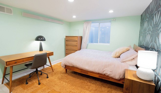 2-Bedroom Apartment with Backyard in Lander