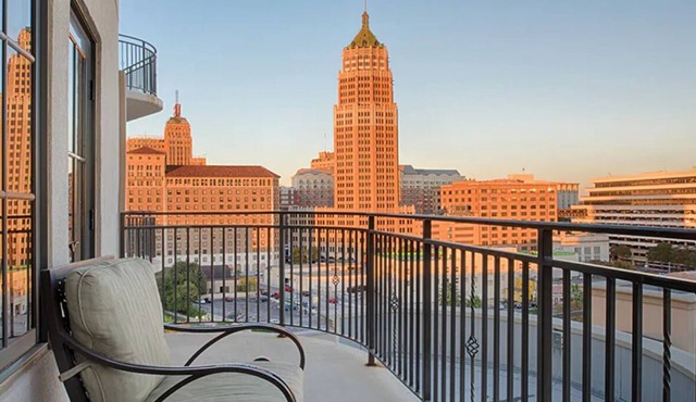 2 Bedroom at Wyndham La Cascada Resort - On the River Walk!