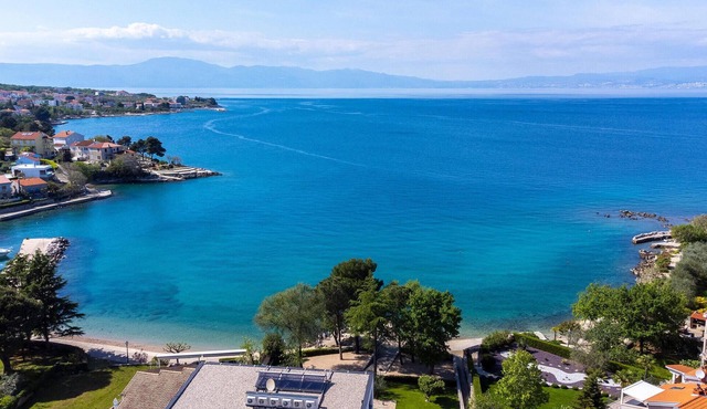2 bedroom awesome apartment in Vantacici