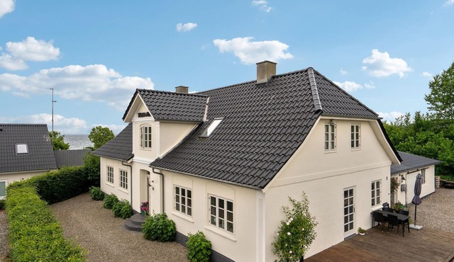 2 bedroom awesome apartment in Hejls