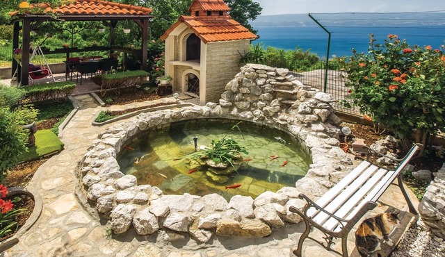 2 bedroom awesome apartment in Omis
