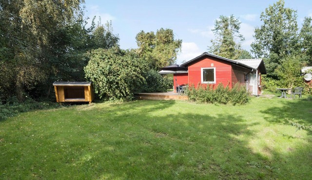 2 bedroom awesome home in Føllenslev