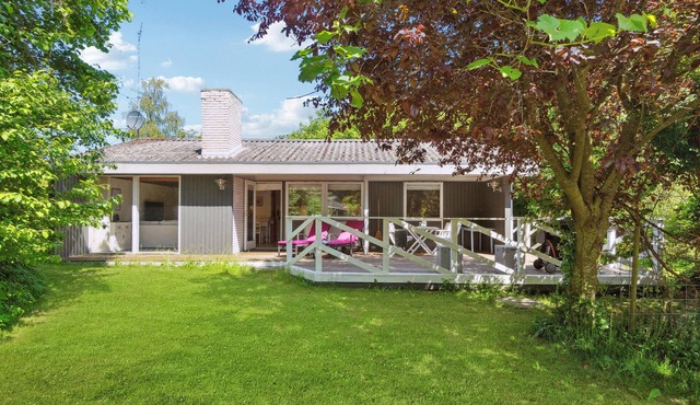 2 bedroom awesome home in Jægerspris