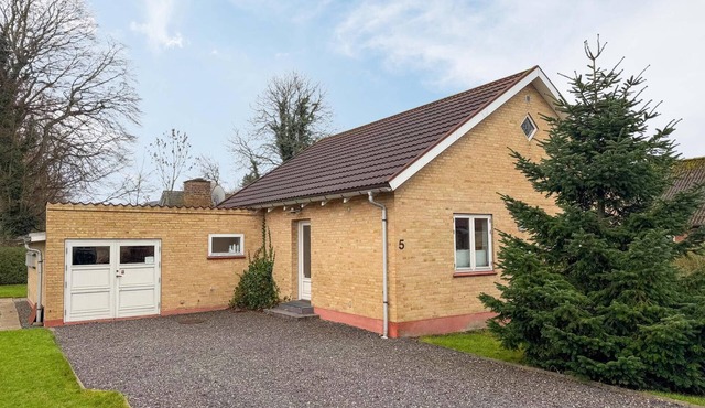 2 bedroom awesome home in Nørreballe