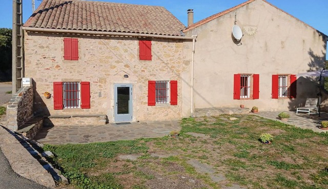 2 bedroom awesome home in Pardailhan