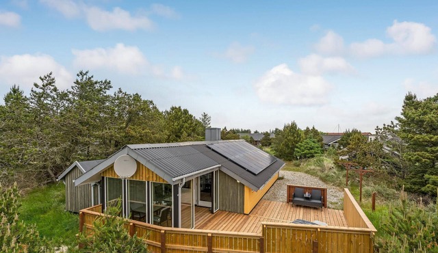 2 bedroom awesome home in Thisted
