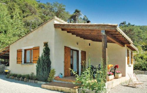 2 Bedroom Awesome Home In Teyssieres