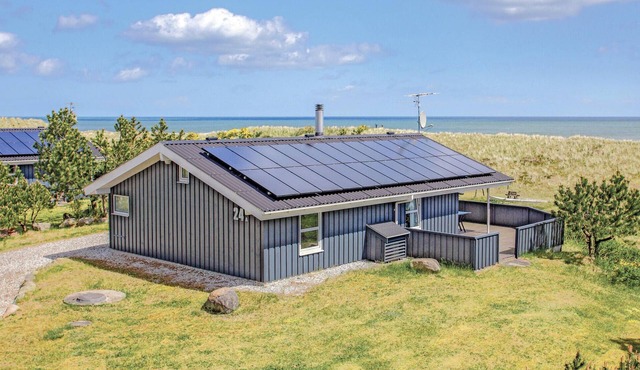 2 bedroom awesome home in Sæby