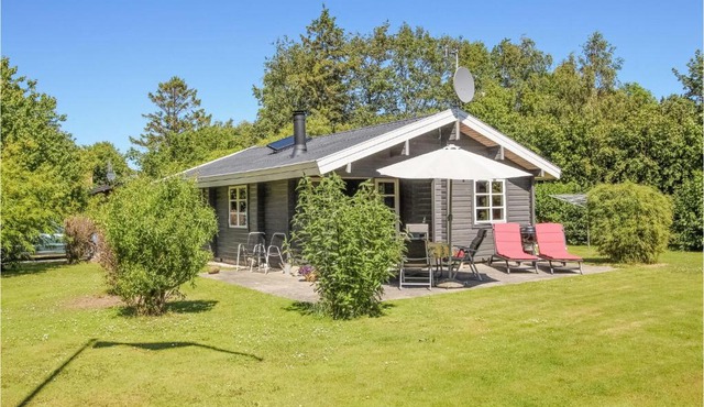 2 Bedroom Awesome Home In Samsø