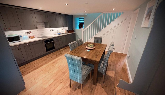 2 Bedroom Barn Conversion in Bower Hinton, Somerset.