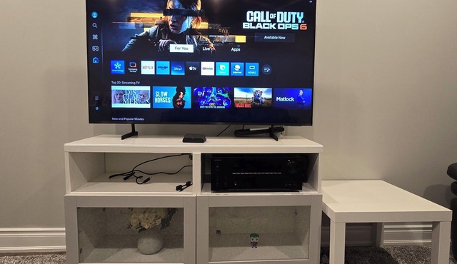 2 Bedroom Basement Apartment/kitchen/parking/Laundry/Full washroom in Brampton