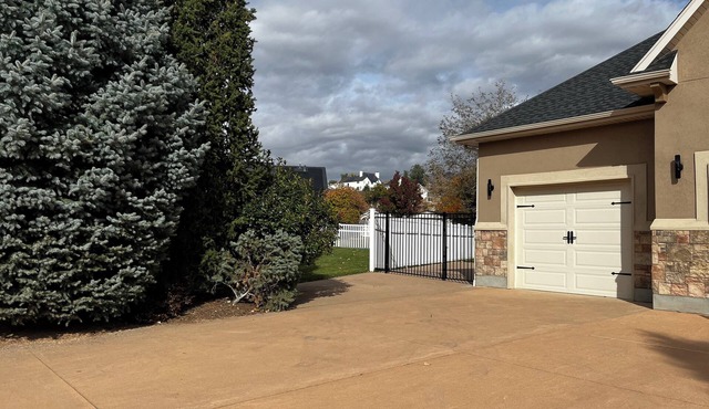 2-bedroom basement apartment in quiet neighborhood