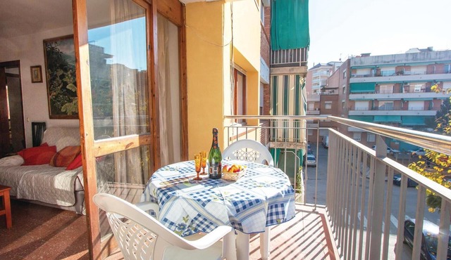 2 bedroom beautiful apartment in Pineda de Mar