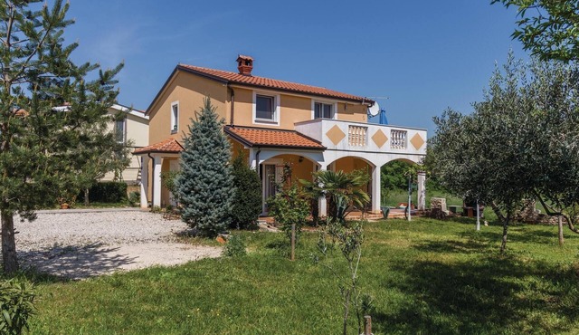 2 bedroom beautiful apartment in Kastel