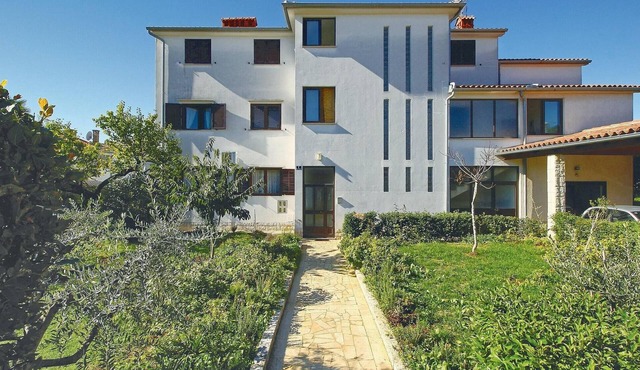 2 bedroom beautiful apartment in Porec