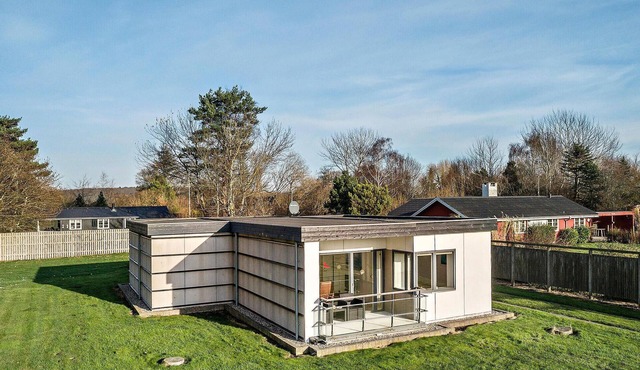 2 bedroom beautiful home in Dannemare