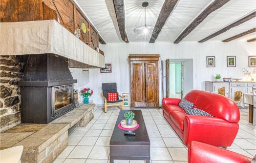 2 Bedroom Beautiful Home In Pierrefiche