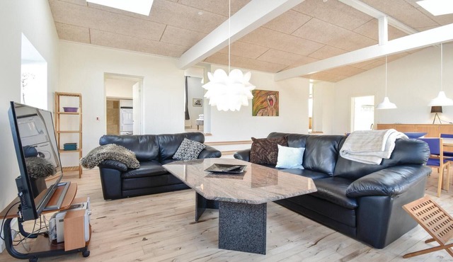 2 bedroom beautiful home in Bogense