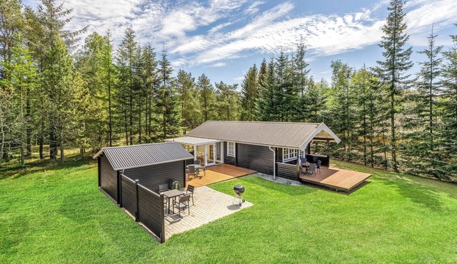 2 bedroom beautiful home in Højslev