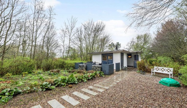 2 Bedroom Beautiful Home In Esbjerg V