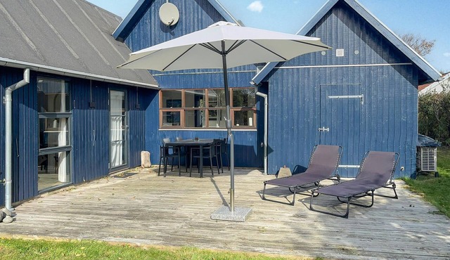 2 bedroom beautiful home in Hemmet