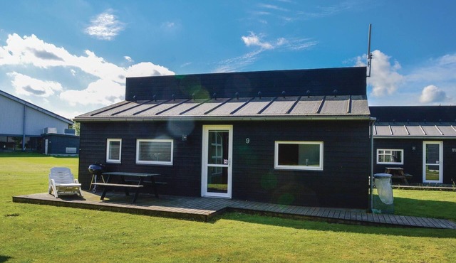 2 bedroom beautiful home in Spjald