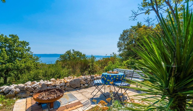 2 bedroom beautiful home in Labin