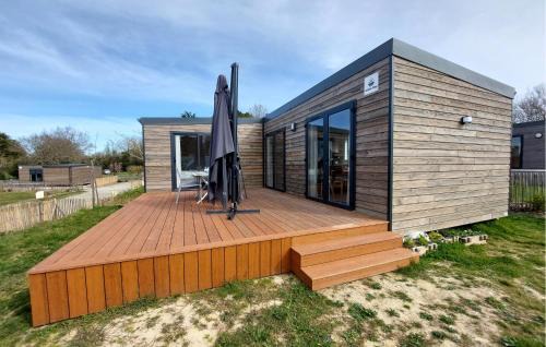 2 Bedroom Beautiful Home In Ambon