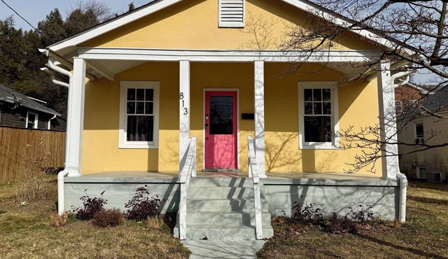 2 Bedroom Belmont Home