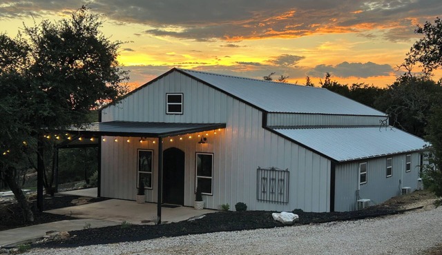 2 Bedroom BNB outside of Dripping Springs at the start of the Texas Hill Country
