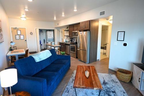 2 Bedroom Brand New Apartment Near Mayo, Park Free
