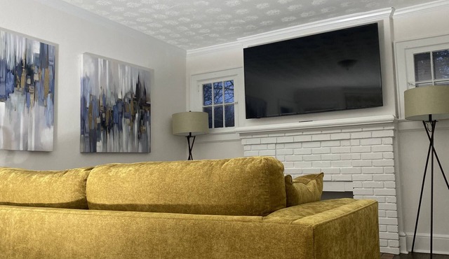 2 Bedroom Bungalow in the heart of Atlanta