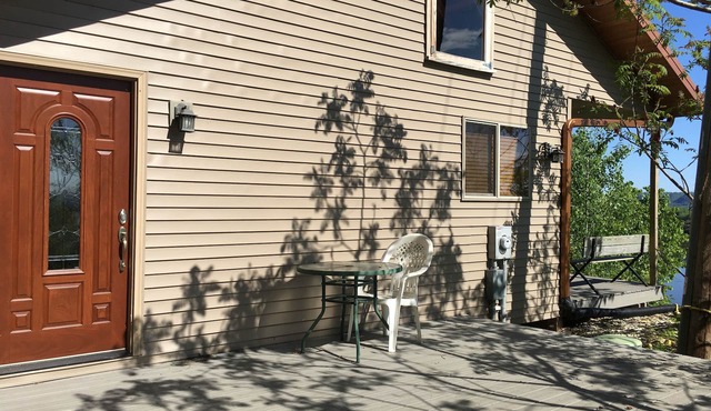 2 Bedroom Cabin Fantastic Mississippi River View