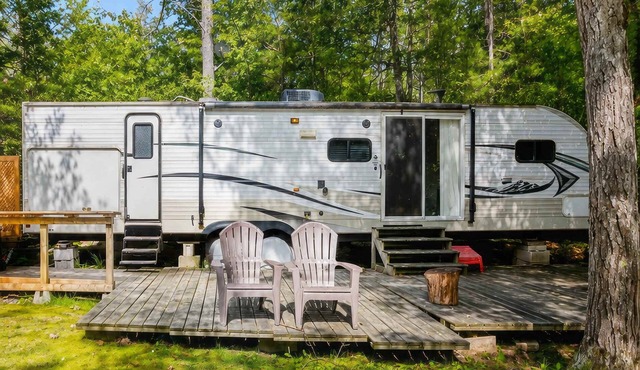 2-bedroom Camper Trailer Cottage #2