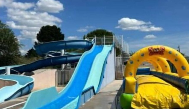 2-bedroom camper van for 6 people